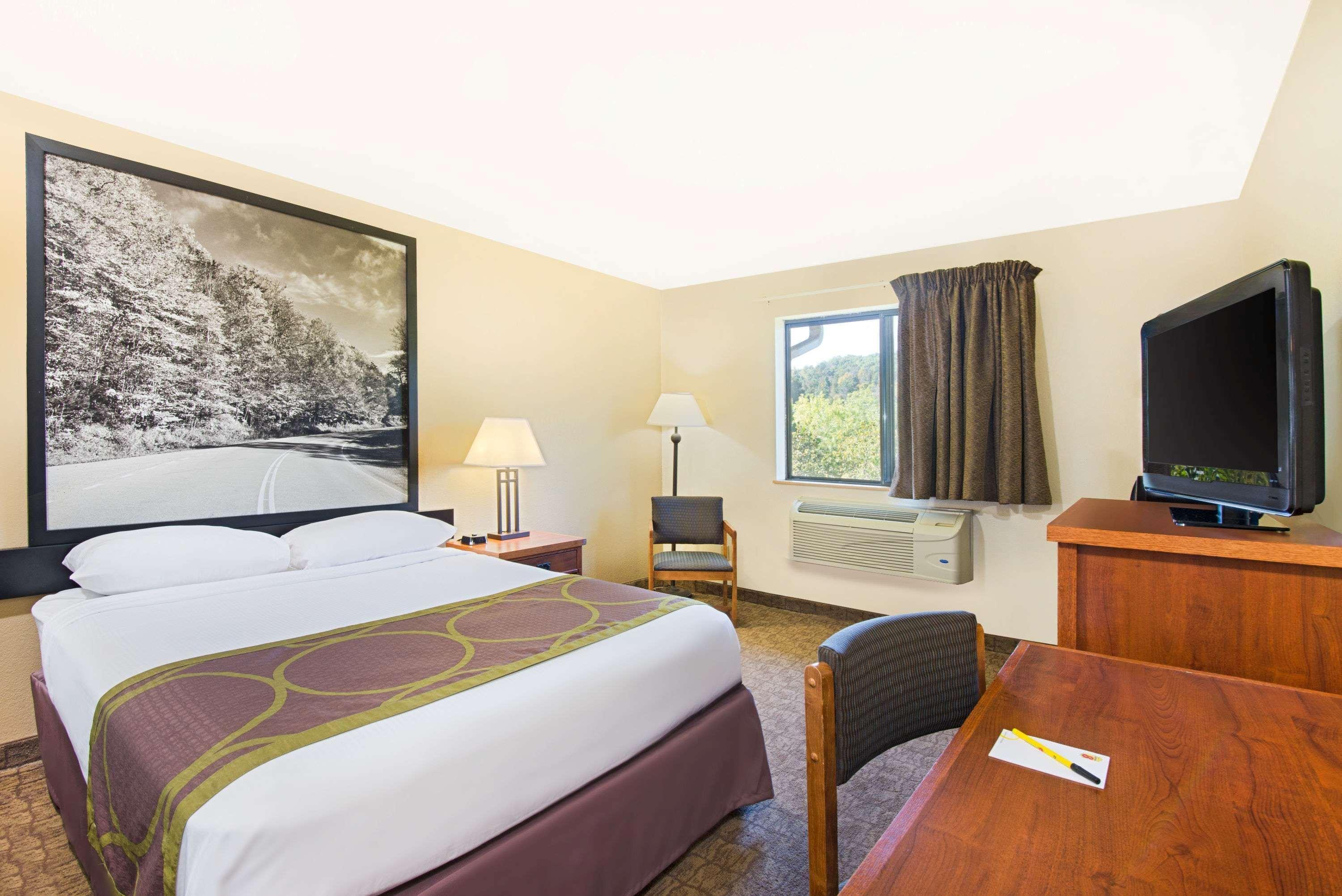 Super 8 By Wyndham Ripley Hotel Ngoại thất bức ảnh